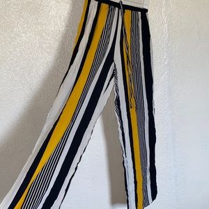 Drawstring flare pants size XS